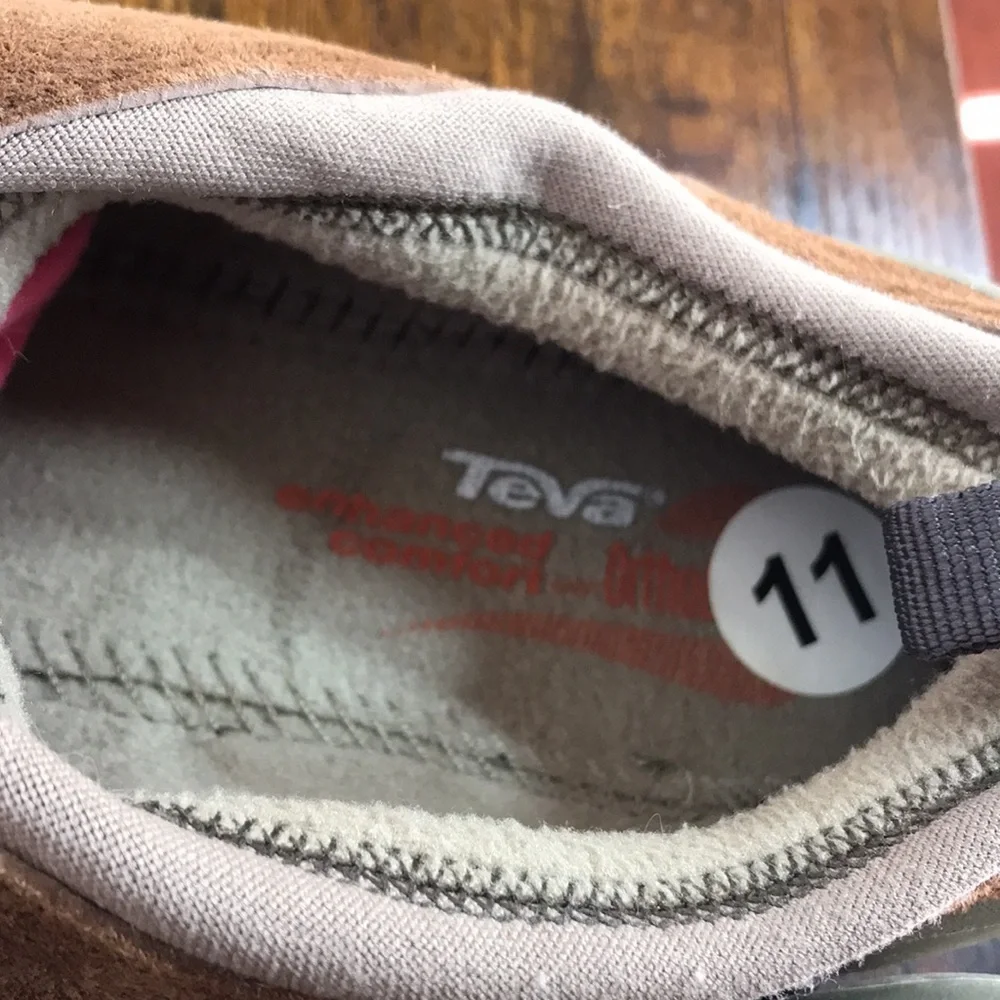 Teva Brown Suede Mountain Scuff Slip On Sneakers Outdoors Mens size 11 flawed - Picture 7 of 8